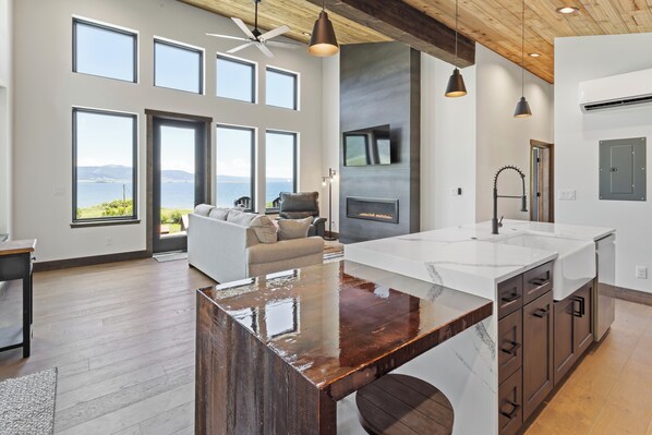 Interior - The Wolf Den - New Modern Lakefront Cabin near West Yellowstone (Island Park)