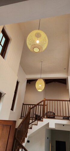 Unwind and relax, cozy house on acre by the rice fields, plenty of space to rest