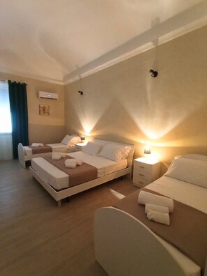2 bedrooms, desk, iron/ironing board, free WiFi