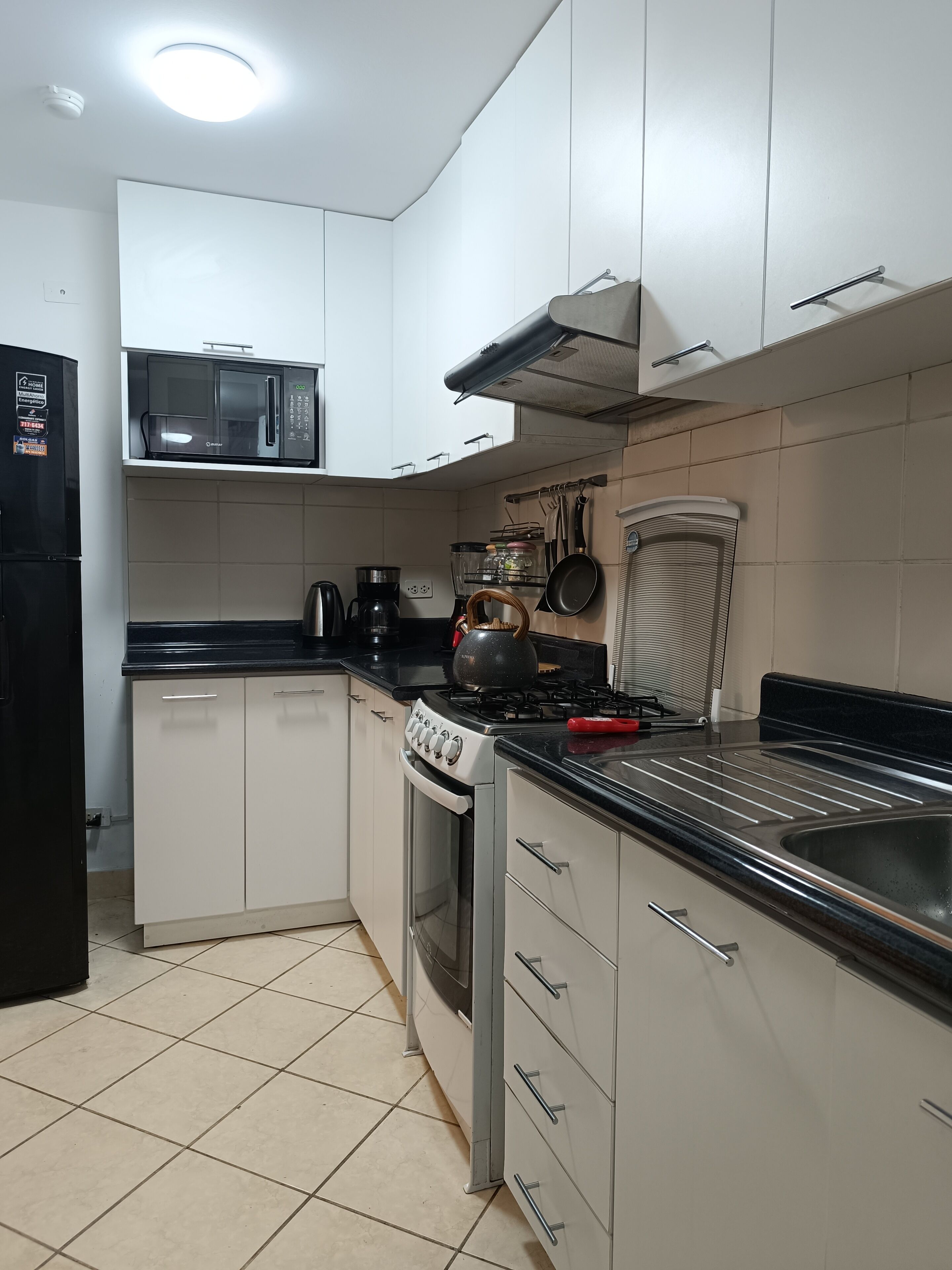 Microonde, forno, bollitore elettrico, tostapane