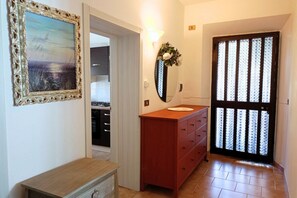 Interior - SE115 - Marotta, comfortable two-room apartment with parking (Marotta)