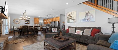 Fernseher, Kamin, Videospiele, Tischfußball