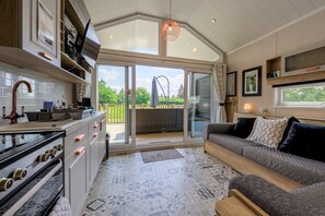 Interior - Woods Meadow Glamping (West Malling)