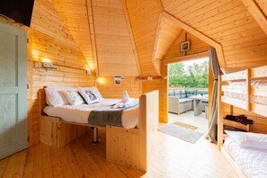Exklusivt hus - privat badrum - utsikt mot innergården (Sleeps 2-6 - firepit BBQ) | Interiör