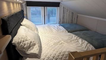 Kabin Keluarga, Beberapa Tempat Tidur, dapur, pemandangan kebun | Tempat tidur tambahan