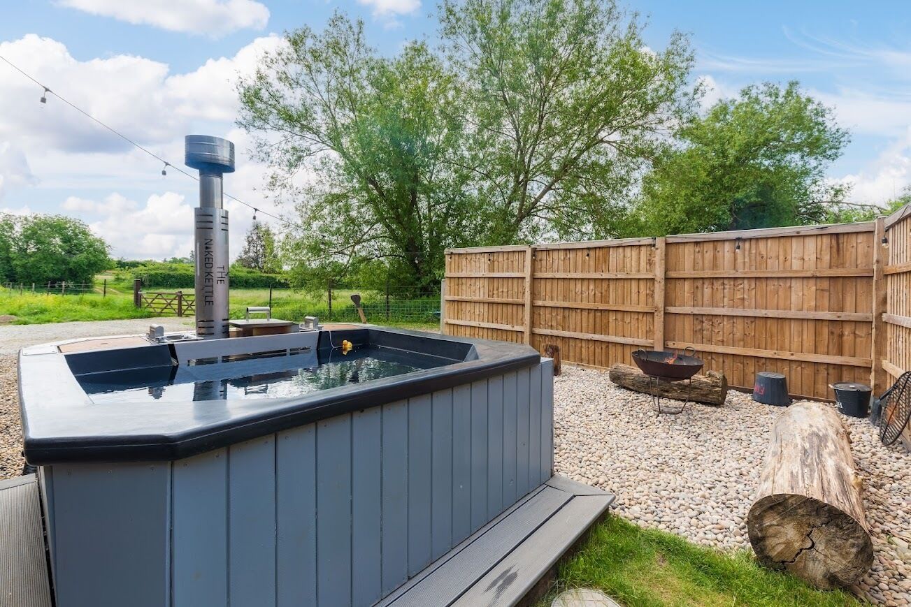 Bathtub spa outdoor