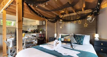 Woods Meadow Glamping