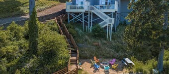 Lakefront Townhome with Dock on Devils Lake