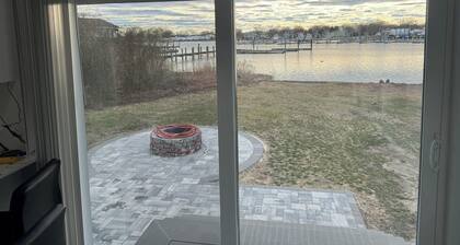 Waterfront cottage on Warwick Cove.