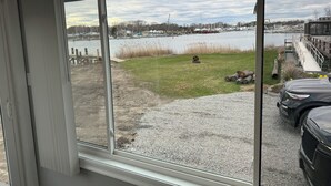 Uklassifisert bilde, 2 av 12, knapp