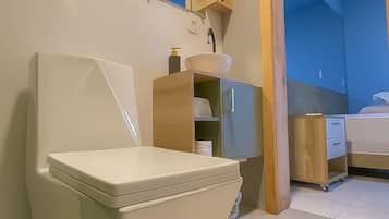 Classic Triple Room | 3 bedrooms, free WiFi