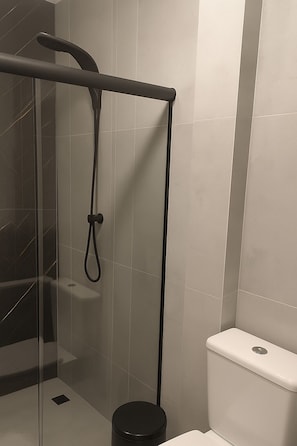 Habitación individual tradicional | 3 habitaciones y wifi gratis