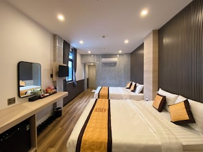 Basic Quadruple Room | 1 bedroom, soundproofing, free WiFi