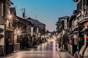 1 bedroom, desk, free WiFi, bed sheets