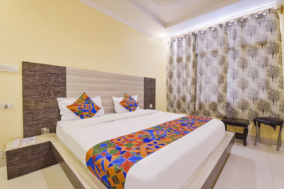 Deluxe Room | Egyptian cotton sheets, premium bedding, in-room safe, free WiFi
