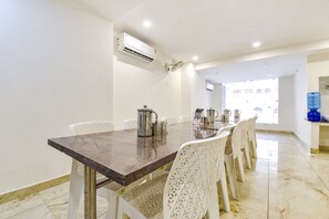 Restaurant - Fabexpress Park Residency I (Haridwar)
