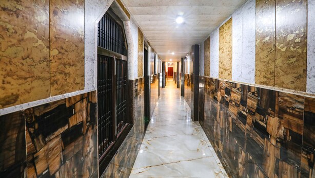 Lobby - Fabexpress Raghunandan Inn (Faizabad)