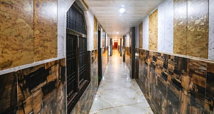 Fabexpress Raghunandan Inn
