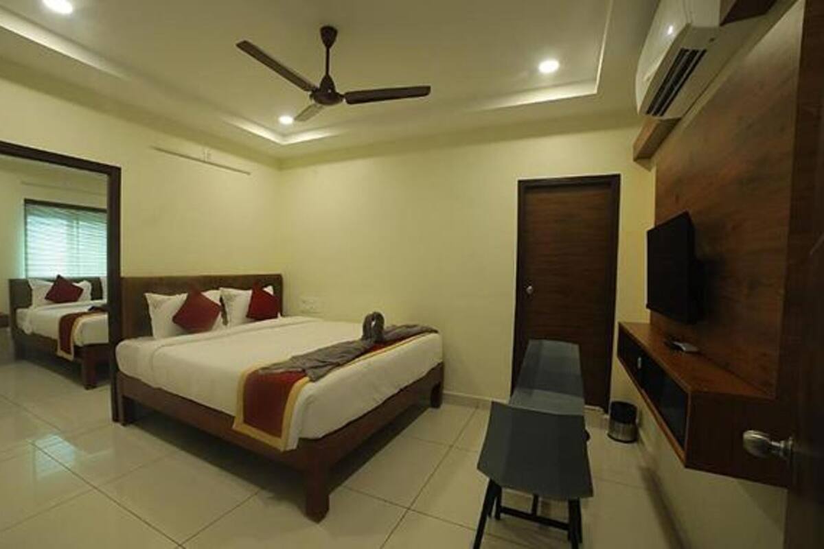 Deluxe Room | Egyptian cotton sheets, premium bedding, in-room safe, free WiFi