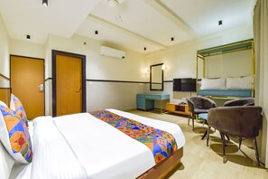 Egyptian cotton sheets, premium bedding, in-room safe, free WiFi - Treebo Bella Vista (Udaipur)