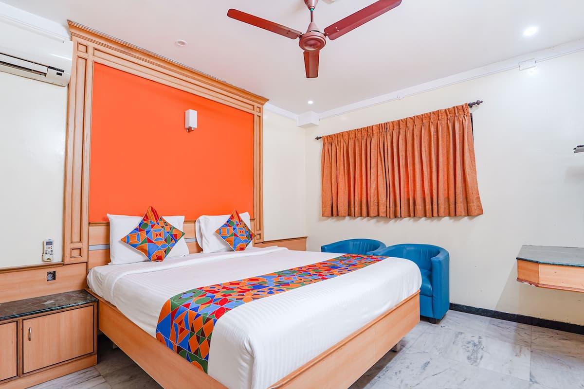 Premium Room | Egyptian cotton sheets, premium bedding, in-room safe, free WiFi