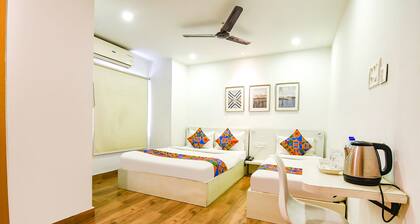 Fabhotel Globe Express