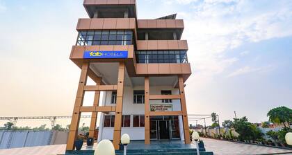 Fabhotel Grand Jvi Resort
