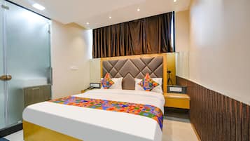 Deluxe Room | Egyptian cotton sheets, premium bedding, in-room safe, free WiFi