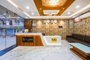 Reception - Fabhotel Heritage I (Durg)