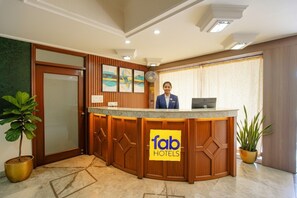 Reception - Fabhotel Kamla Regency (Bhopal)