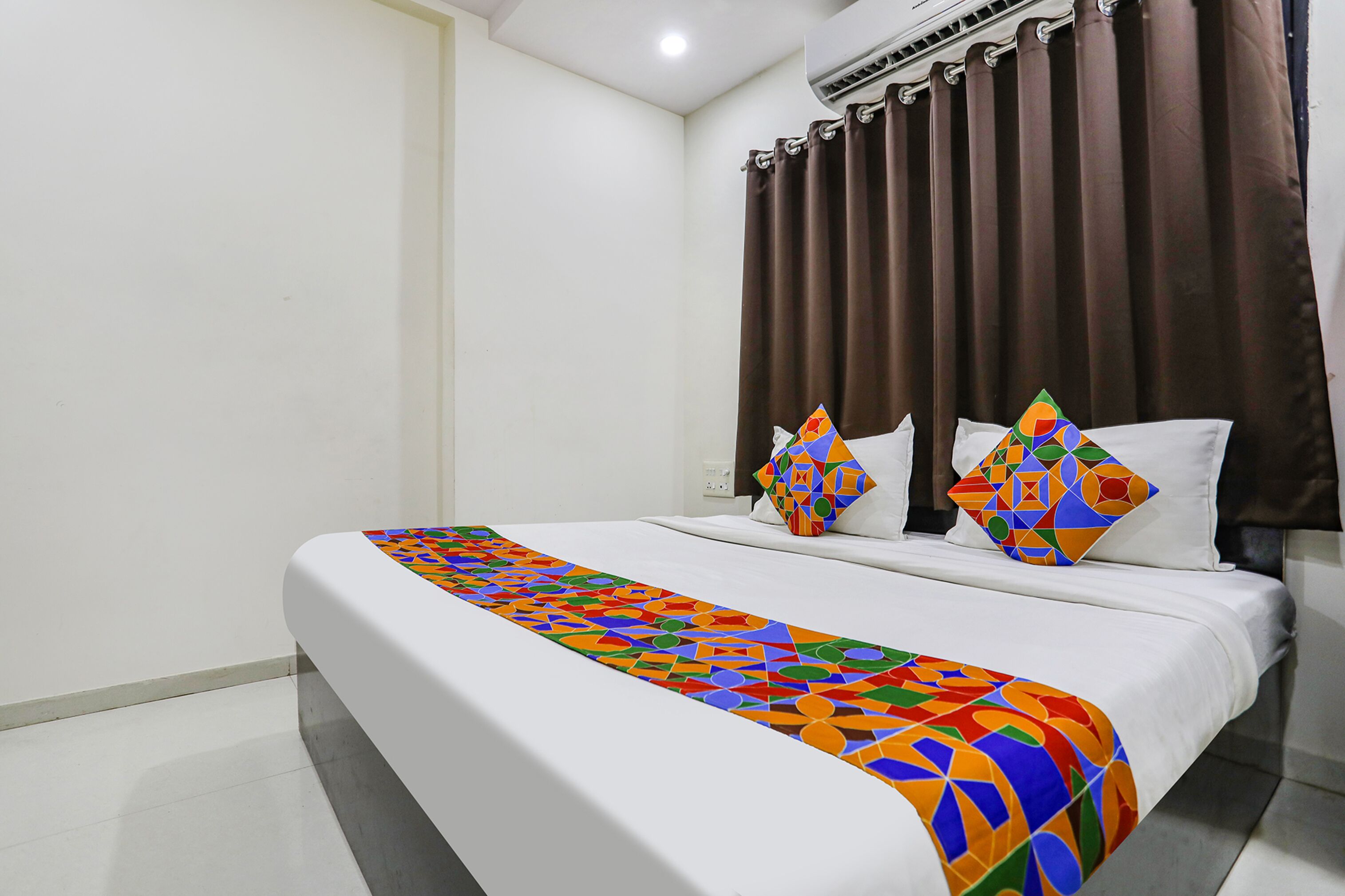 FabHotel Shraddha Inn – Hotel