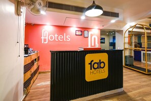 Reception - FabHotel La Serene NFC (New Delhi)