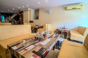 Restaurant - Fabhotel Polovictory Palace (Jaipur)