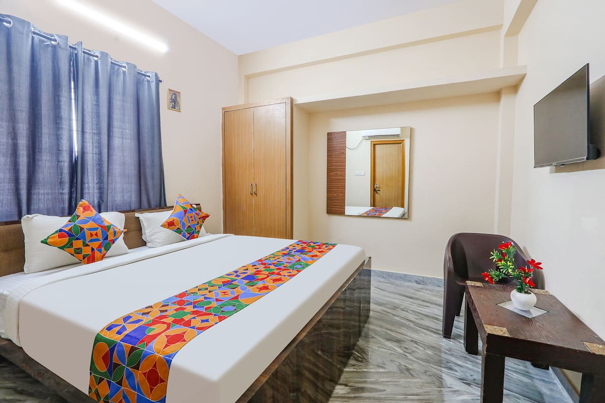 Deluxe kamer | Lakens van Egyptisch katoen, luxe beddengoed, een kluis op de kamer