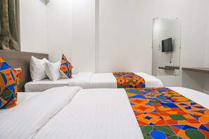 Egyptian cotton sheets, premium bedding, in-room safe, free WiFi - Fabhotel Prime Athiti Delight Stay (Pune)