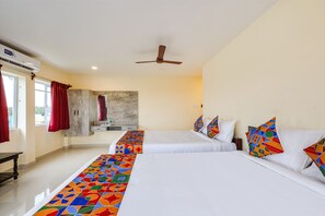 Egyptian cotton sheets, premium bedding, in-room safe, free WiFi - Fabhotel Sun Lux Grand Residency (Vanur)