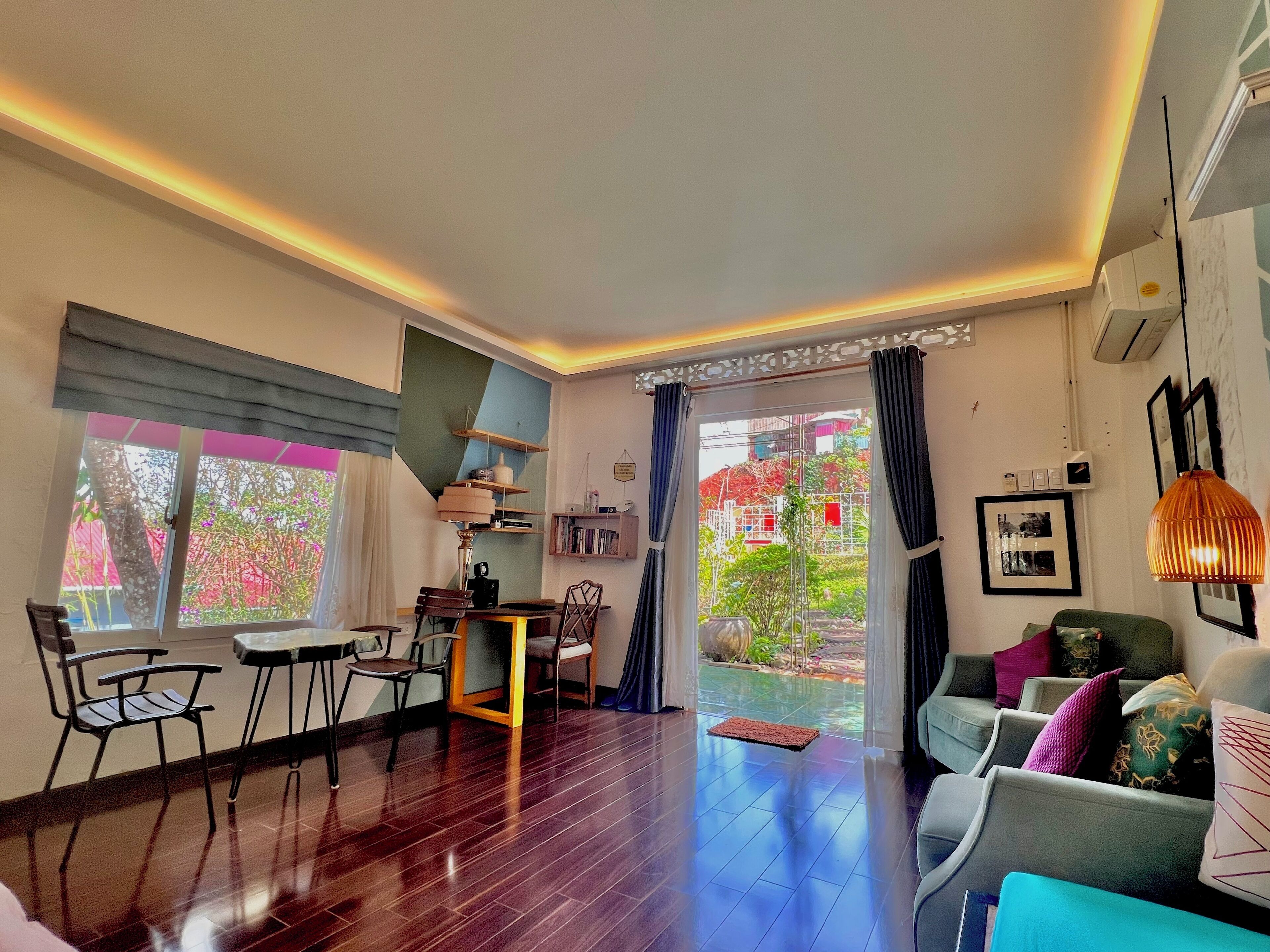 Design Bungalow, Kitchen