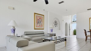 Smart TV, video games - Spectacular Oasis + Pool + Games + Pet friendly (Kissimmee)