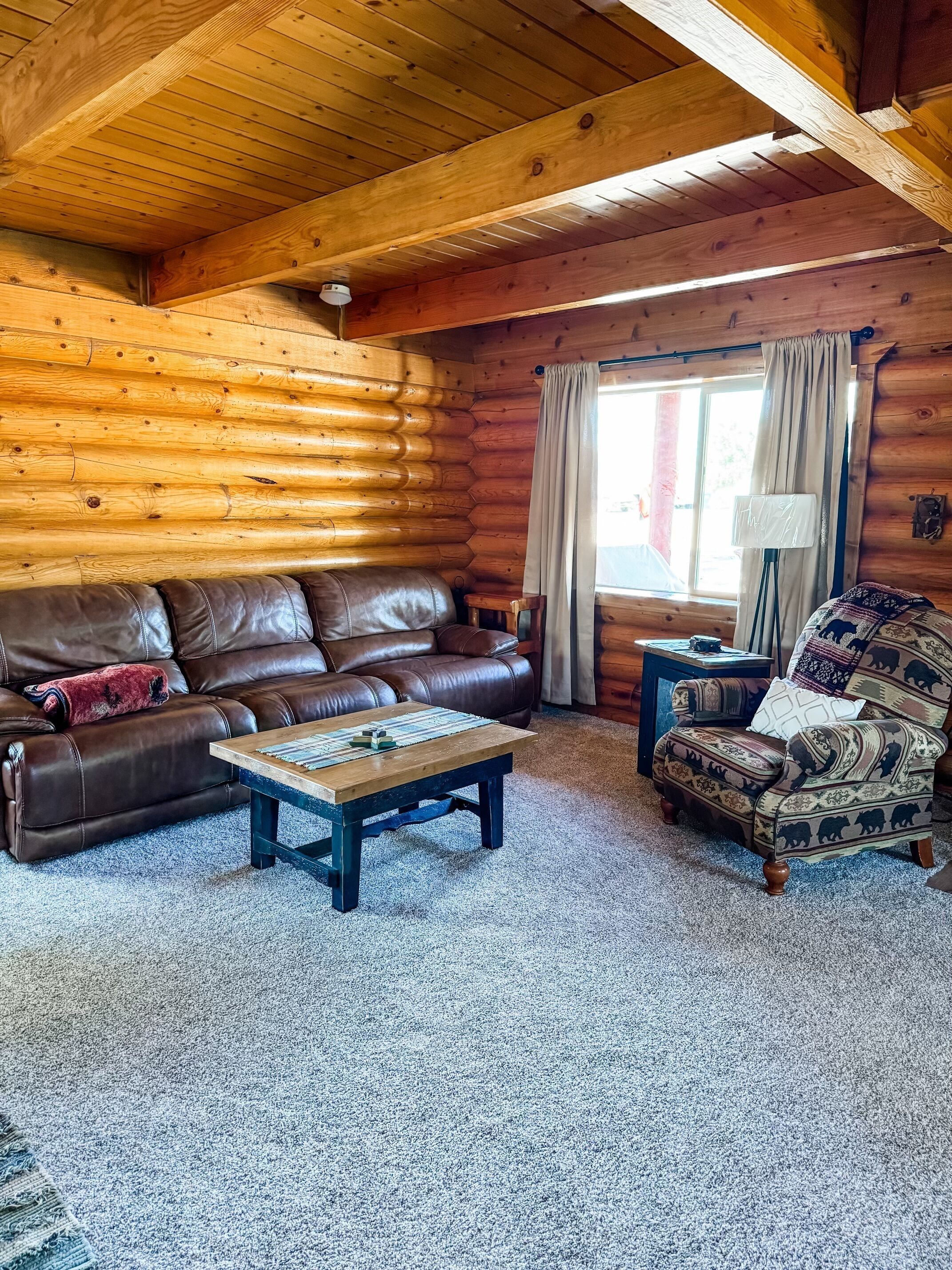 Smart TV, fireplace, DVD player