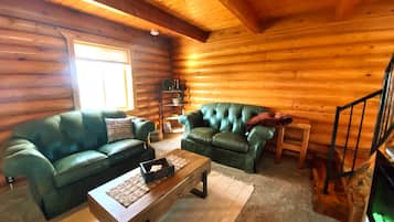 Smart TV, fireplace, DVD player