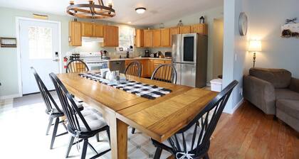 Cozy Private Single Family Home, Campton NH