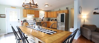 Cozy Private Single Family Home, Campton NH