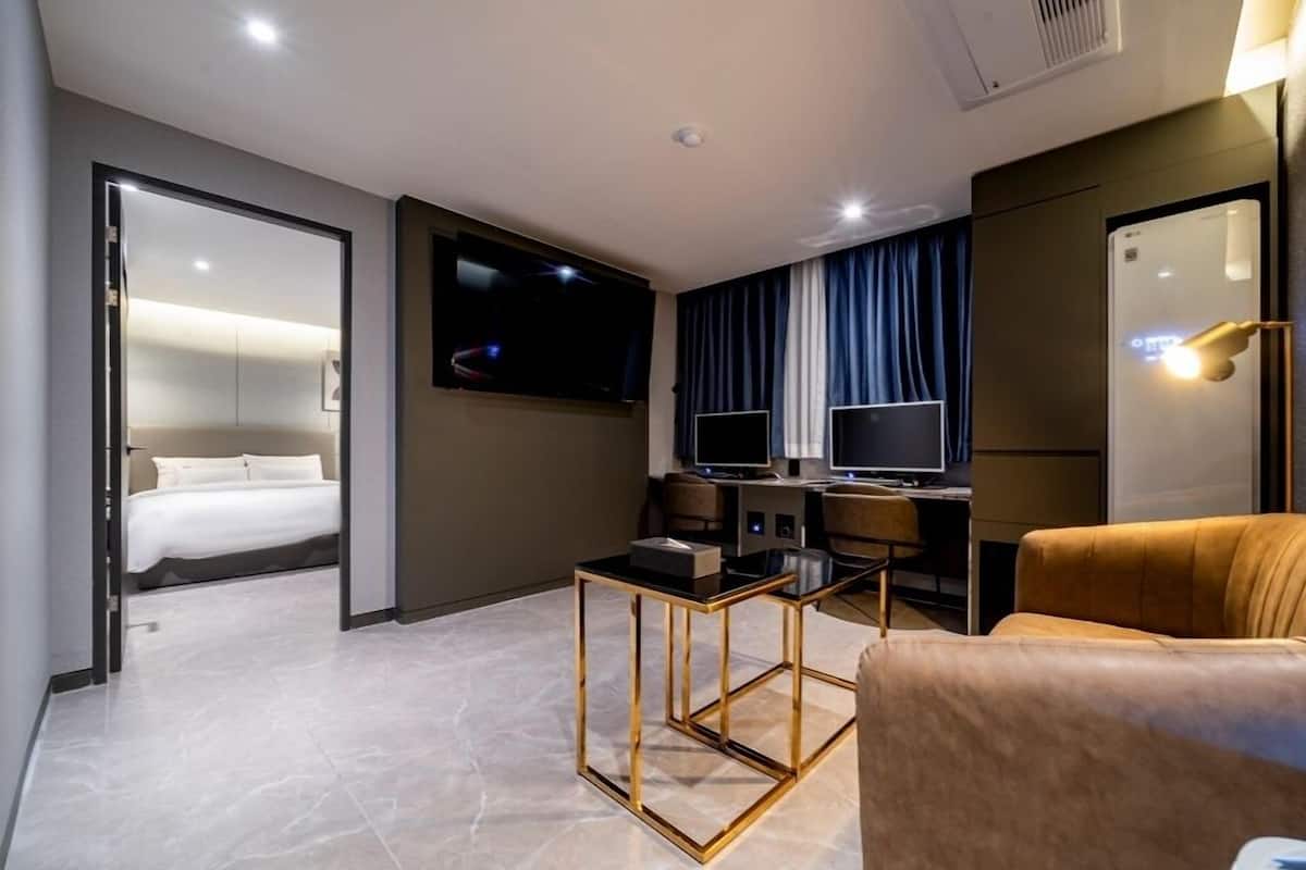 Suite | 1 slaapkamer, individueel gedecoreerd, individueel gemeubileerd