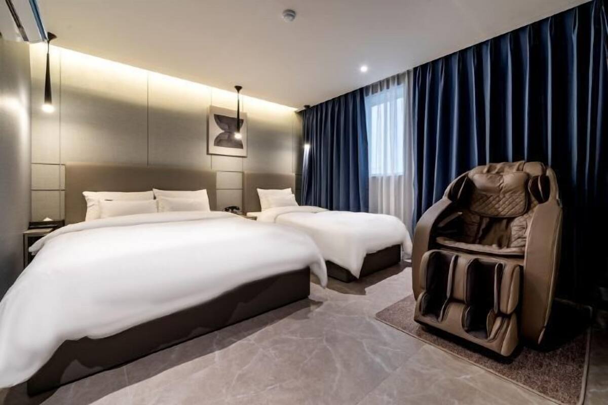 1 Schlafzimmer, individuell dekoriert, individuell eingerichtet