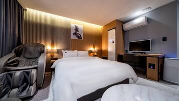 Individually decorated, individually furnished, free WiFi, bed sheets
