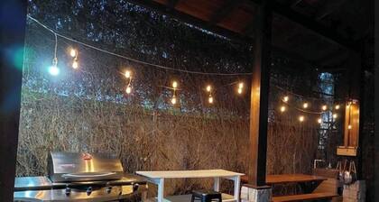 Mountain View house, 15min. SJO Airport