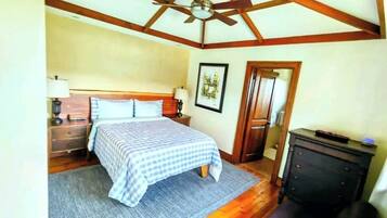 3 chambres, fer et planche Ă repasser, Wi-Fi, draps fournis