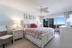 2 bedrooms, iron/ironing board, Internet, bed sheets - Beautiful water-front condo with private W/D, WiFi, Shared Pool & Sunset Views (Bonita Springs)