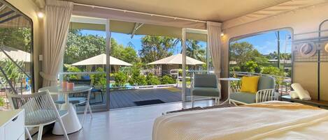 Kahden hengen superior-huone (kaksi sänkyä), 1 makuuhuone, tupakointi kielletty | Oleskelualue