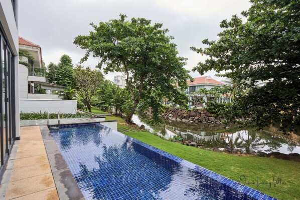 Indoor pool, outdoor pool, sun loungers